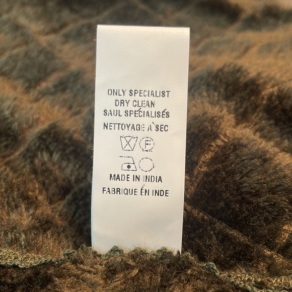 Brand New and Unique bl^nk UK Quilted Jacket from Anthro - Picture 10 of 12